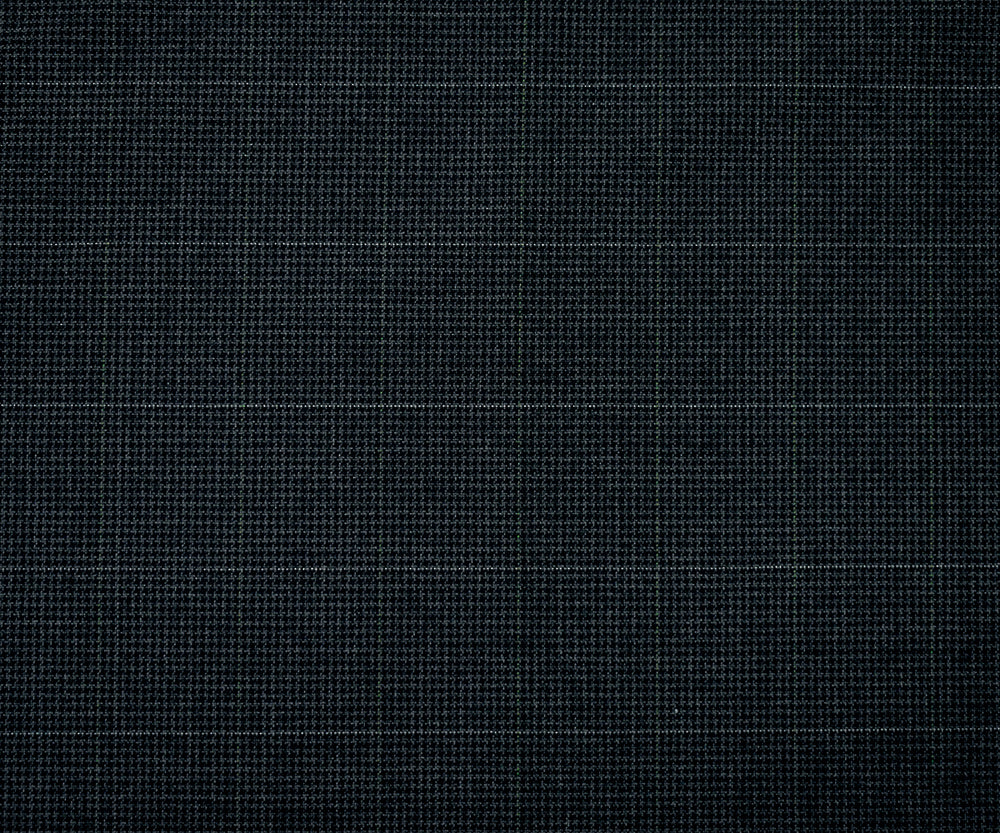 Black-Gray Polyester-Wool Houndstooth Check Shirting Fabric - Image 4