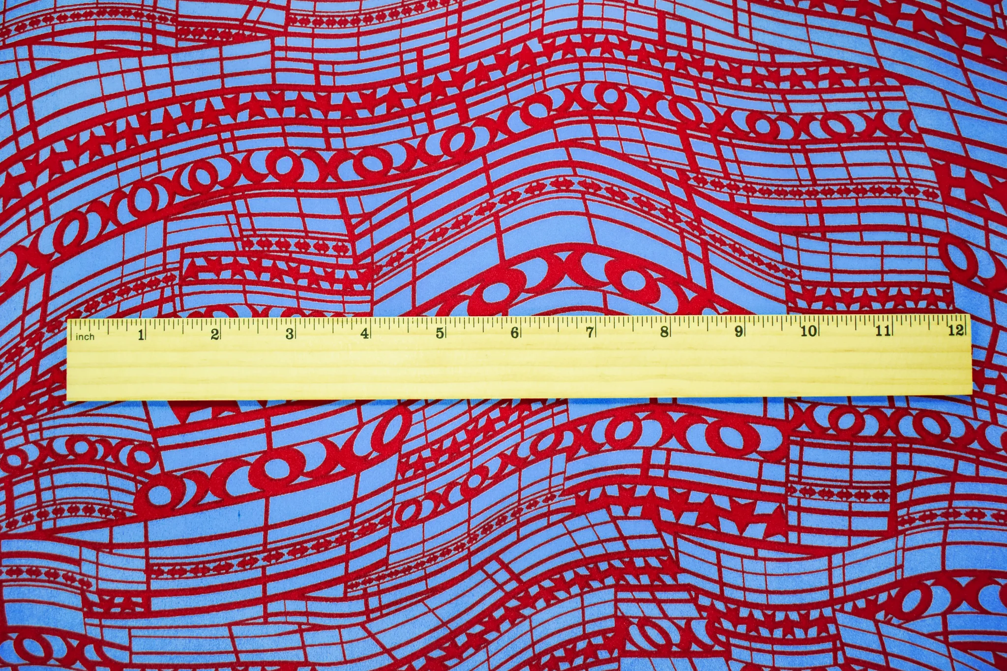 Blue-Red Poly Abstract Pattern Printed Crepe Momie Georgette Woven Fabric - Image 2