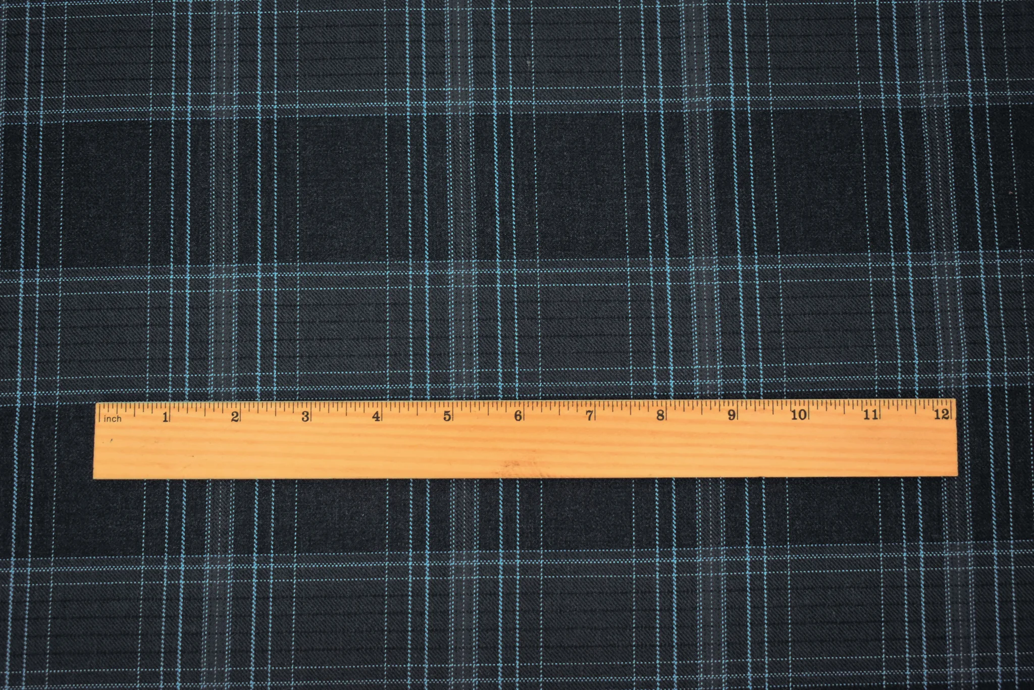 Deep Gray-Blue-White Poly Wool Plaid Woven Suiting Twill Fabric - Image 5
