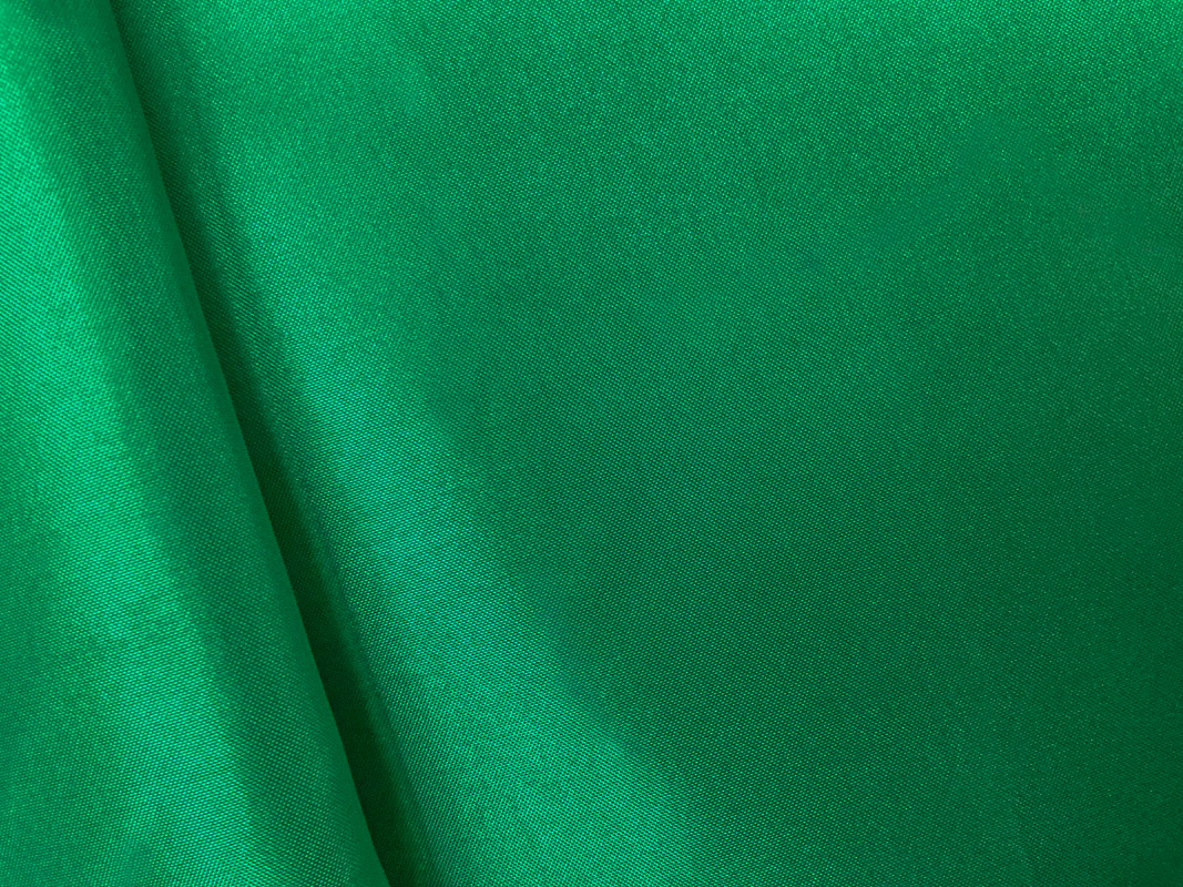 Emerald Green Poly China Silk Solid Lining Woven Fabric - Image 2