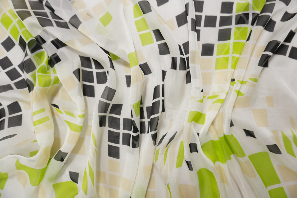 Ivory-Multi Silk Geometric Square Printed Chiffon Woven Fabric - Image 4