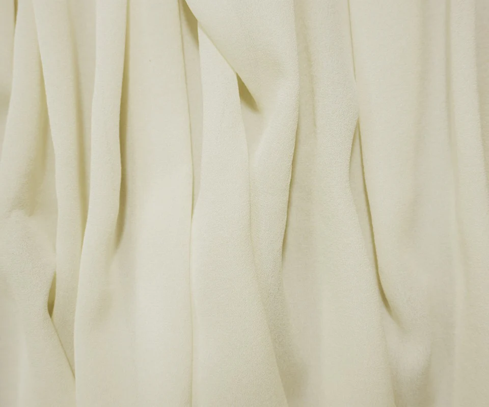 Light Ivory Silk Solid Georgette Woven Fabric - Image 3