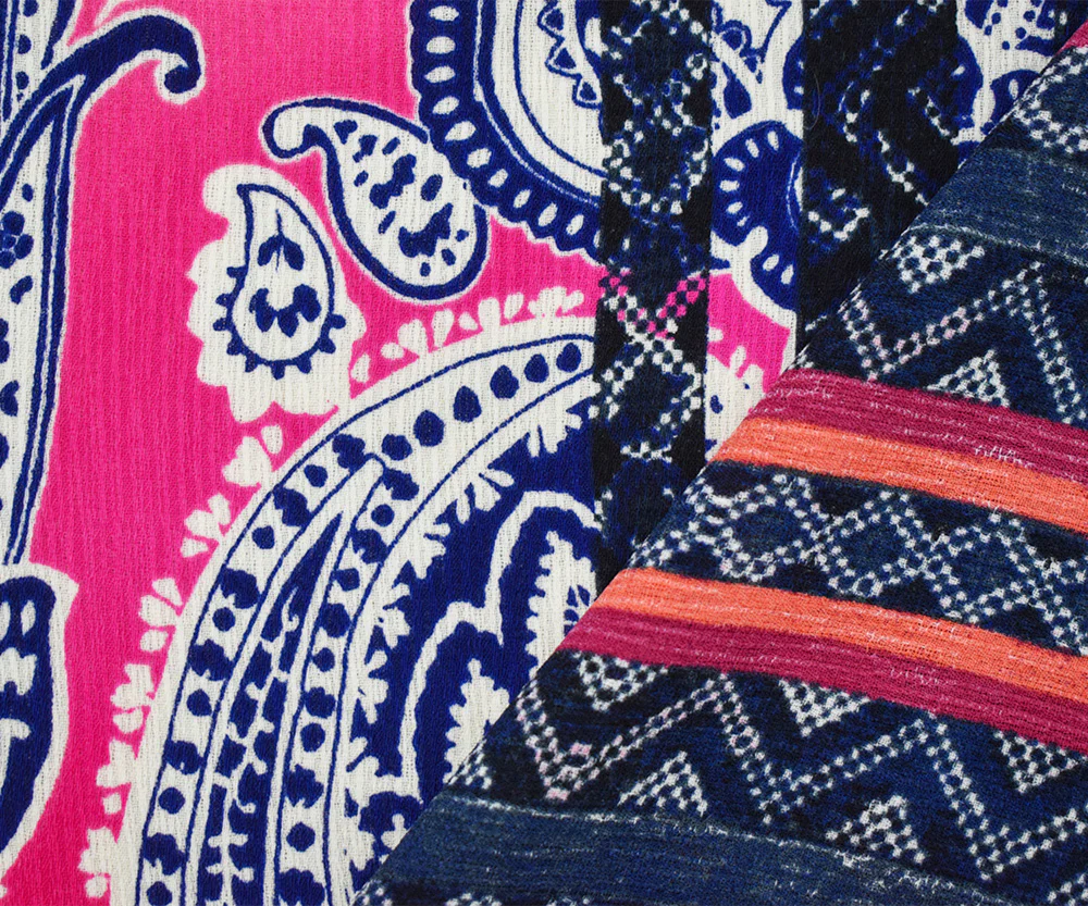 Navy-Pink-Multi Poly Paisley Border Print Crinkle Dobby Crepe Woven Fabric - Image 3