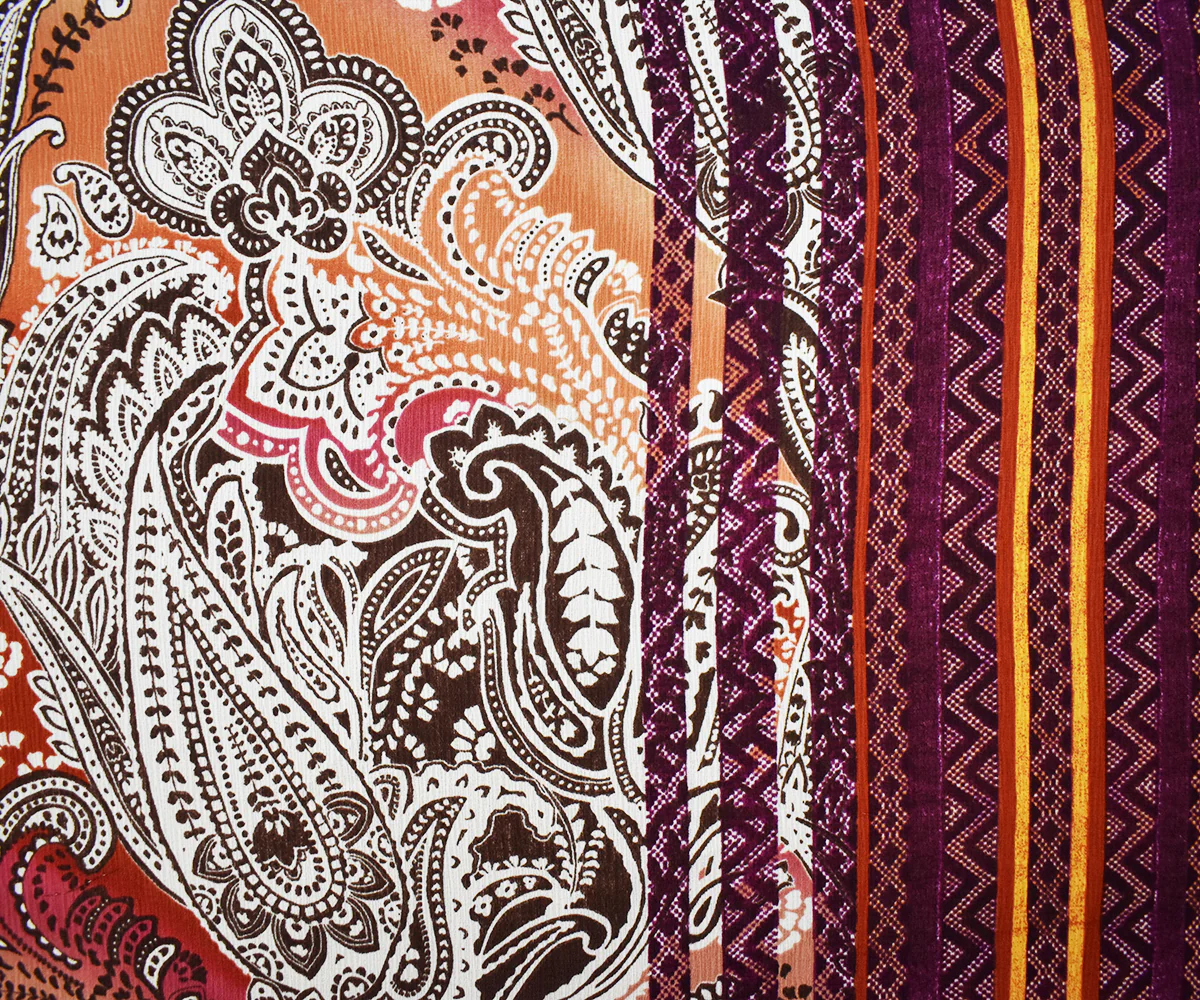Red-Orange-Multi Poly Paisley Border Printed Crinkled Crepe Woven Fabric - Image 3